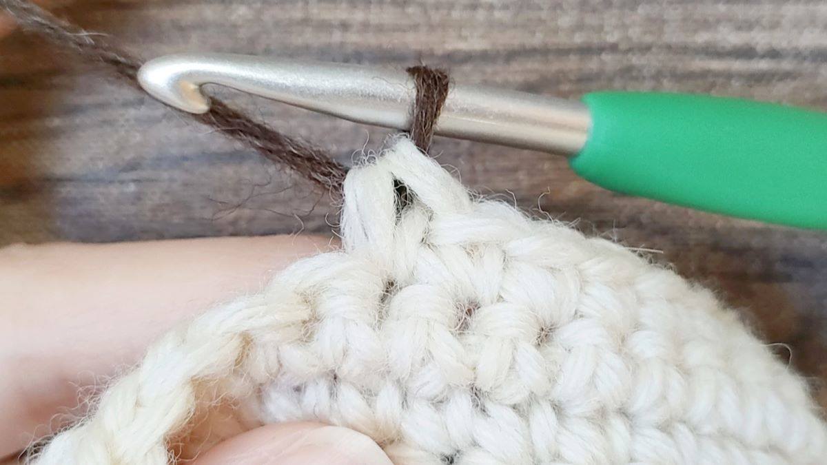 毛糸　糸の変え方